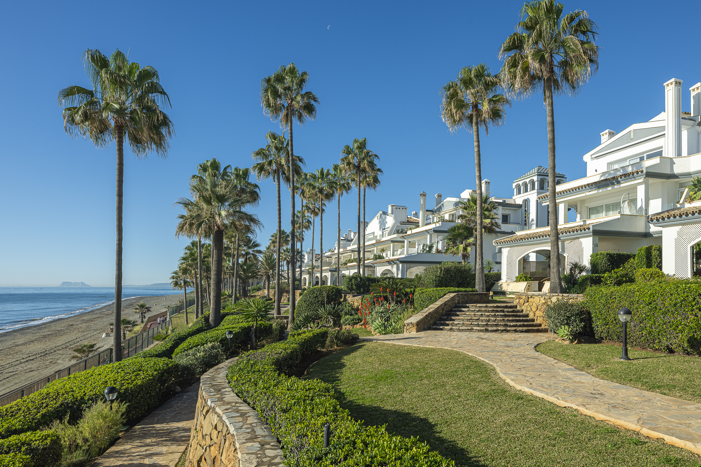 21 Dominion Beach 74