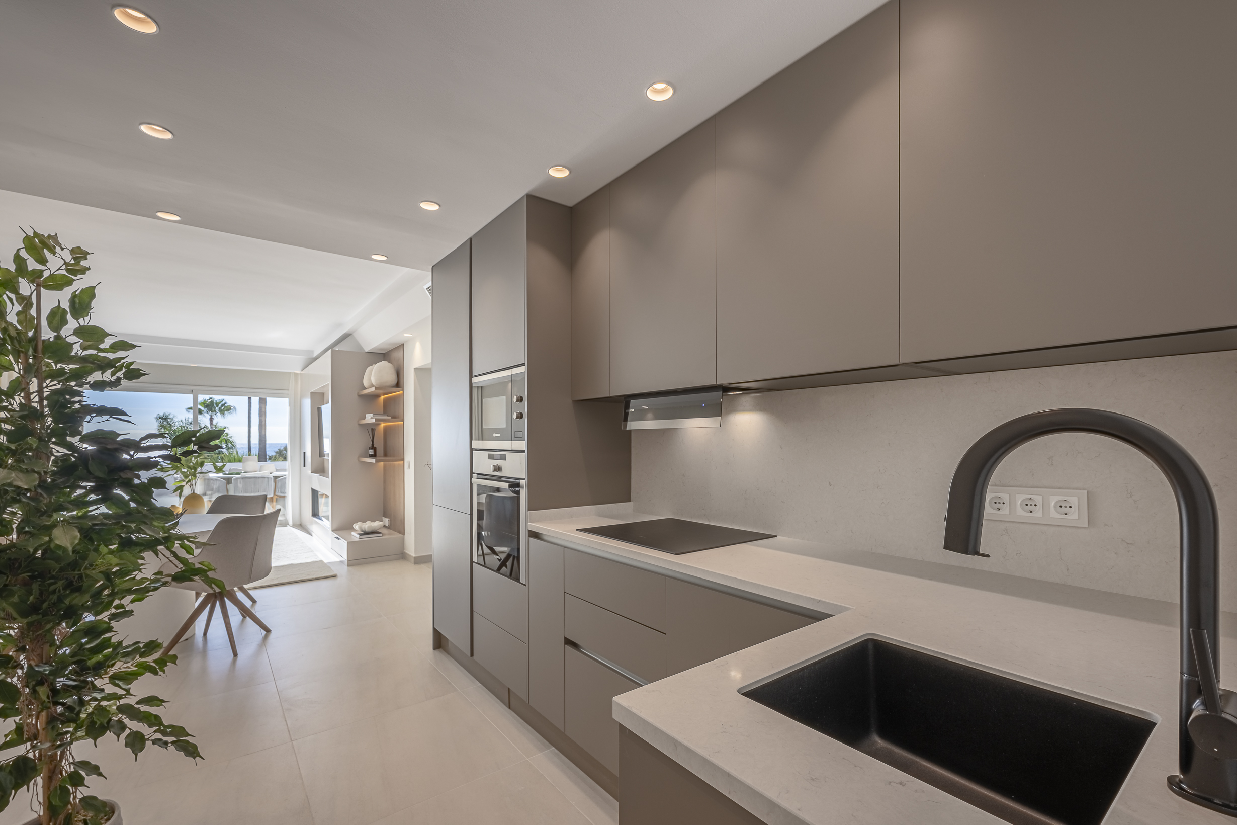 Costalita Cadiz I 19 Kitchen